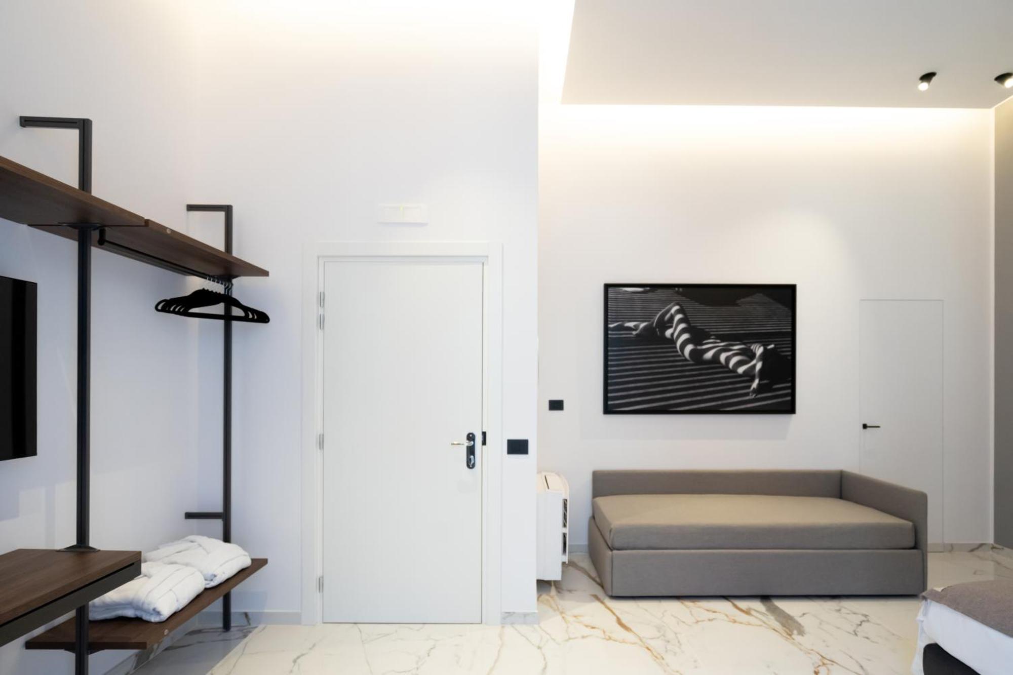 Insogno Suites Napoli Ngoại thất bức ảnh