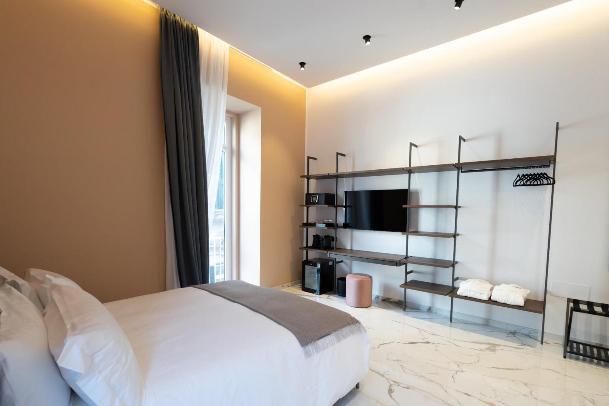 Insogno Suites Napoli Ngoại thất bức ảnh