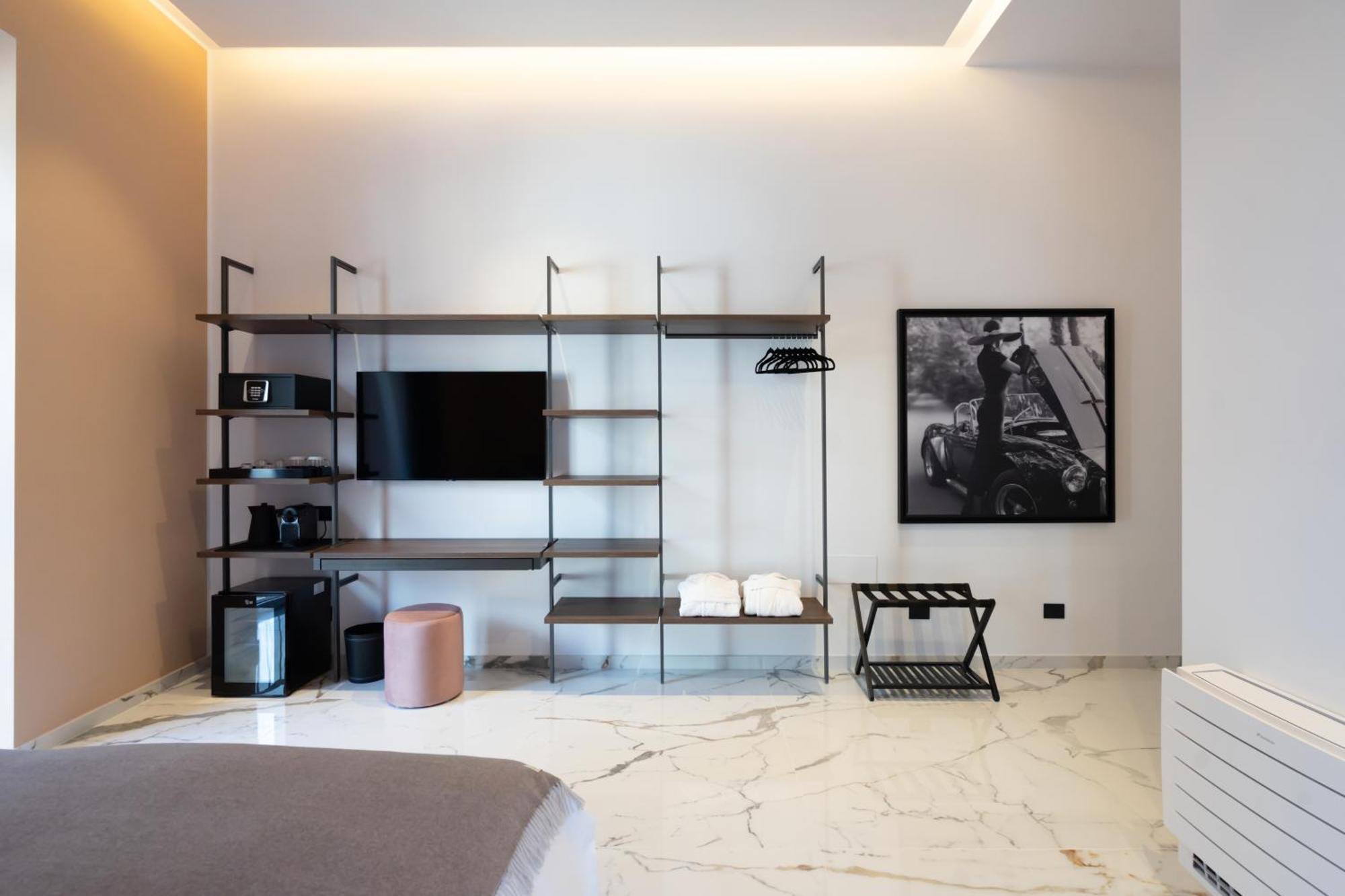 Insogno Suites Napoli Ngoại thất bức ảnh