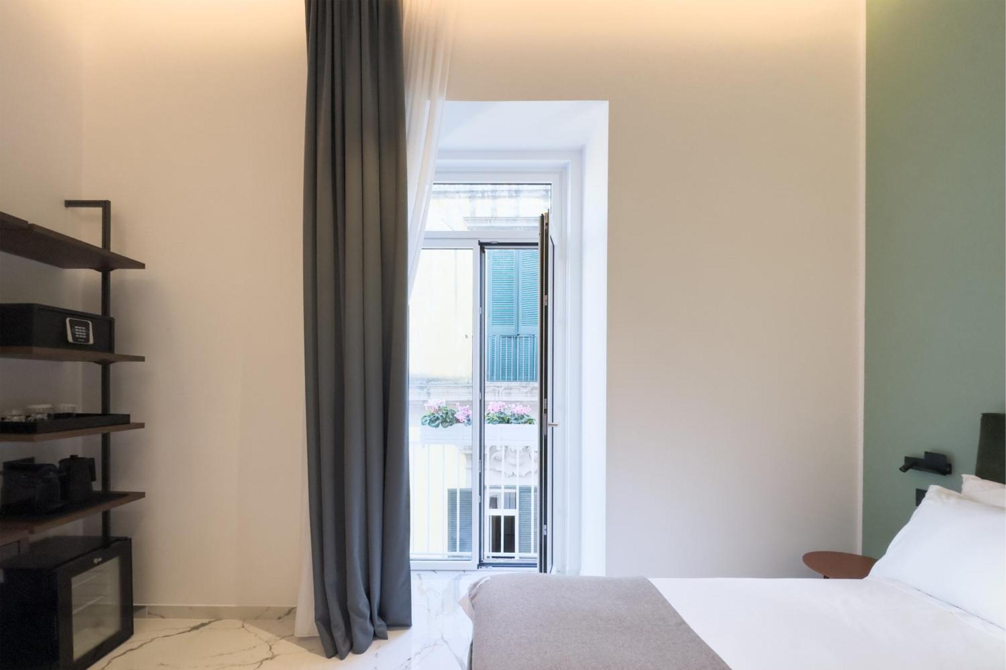 Insogno Suites Napoli Ngoại thất bức ảnh
