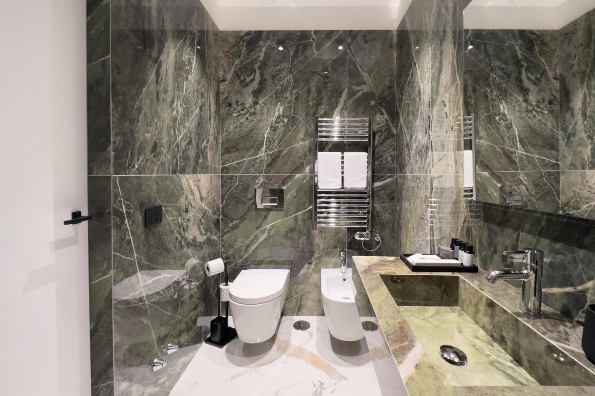 Insogno Suites Napoli Ngoại thất bức ảnh