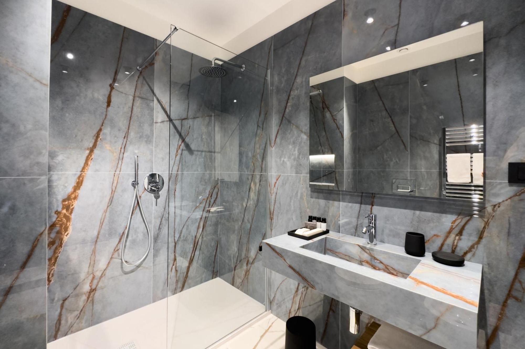 Insogno Suites Napoli Ngoại thất bức ảnh